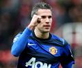 Man United close in on title with easy win over Stoke