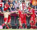 Bayern march past Nuremberg to join Dortmund on top