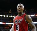 NBA: James' record streak ends as Heat overcome Thunder