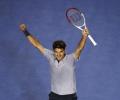 Federer survives Tsonga to set date with Murray