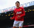 Kagawa hat-trick sends Manchester United 15 points clear