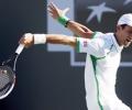 Djokovic, Murray into last 16 at Indian Wells