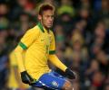 Brazil's Neymar to sign with Barcelona on Monday