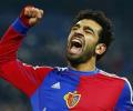 EPL: Chelsea complete Salah signing