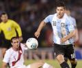 Argentina lose injured Aguero, Pastore for World Cup qualifiers