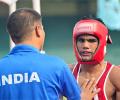 World Boxing C'ships: Madan goes down in 1st round