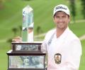 Adam Scott wins Grand Slam title with sizzling finish