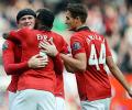 Manchester United stagger past 10-man Crystal Palace