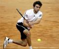 Simon upsets champion Tsonga in Metz, takes title No 11