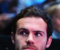 Manchester United agree deal to sign Chelsea playmaker Mata