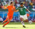 Netherlands rally to beat Mexico with late goals