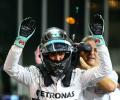 Rosberg beats Hamilton to Abu Dhabi pole