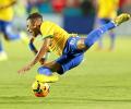 Neymar stunner gives Brazil win over Colombia