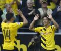 'Lost son' Kagawa scores on Dortmund return, Bayern win