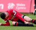 United's Van Persie doubtful starter for Manchester derby