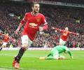 European Roundup: United thump City; Barca draw