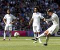 Real Madrid close gap after Barcelona let 2-0 lead slip