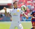 Depay proud to wear United's famous No 7 shirt