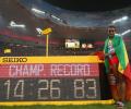 World Athletics: Ayana denies Dibaba with stunning 5,000m gold