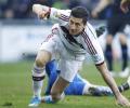 Bundesliga: Bayern rout lowly Paderborn 6-0; Bremen stun Schalke