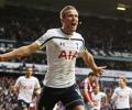 EPL: Kane rescues late point for Spurs, Liverpool win