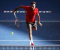 Federer beats Dimitrov to reach Brisbane final