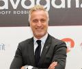 Ex-France winger Ginola throws his hat in ring for FIFA presidency