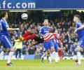 EPL PHOTOS: Chelsea take six point-lead despite Southampton draw