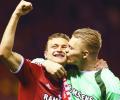 Middlesbrough battle 'Bees' to reach playoff final