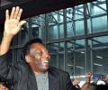 Pele returns to rousing welcome in Kolkata