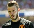 United goalkeeper De Gea's transfer to Real scuppered by paperwork delay?