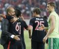 Champions League PHOTOS: Bayern see off Olympiakos; Roma hold Barca