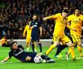 Champions League: Atletico slam referee for not carding aggressive Suarez