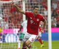 Bundesliga: Lewandowski treble as six-goal Bayern rout Werder