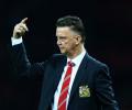 Ferguson calls on United fans to rally behind Van Gaal