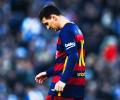 Leaders Barcelona held in derby stalemate by Espanyol