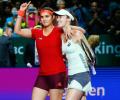 Unstoppable Sania-Hingis make it 25 WINS in a row; enter Brisbane final!