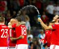 Euro: Wales thump Russia to top group, enter last sixteen