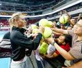 Maria Sharapova thanks fans for support