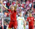 Bayern made to wait for title after Gladbach draw