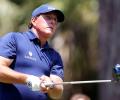 Mickelson grabs golf history, equaling record-low 63