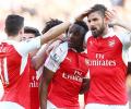 EPL PHOTOS: Arsenal, Everton win; Defoe boosts Sunderland