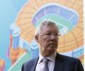 Why Sir Alex Ferguson says Liverpool are serious title contenders