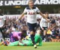 EPL PHOTOS: Tottenham's Kane sinks Sunderland then stretchered off