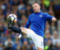 Rooney announces international retirement