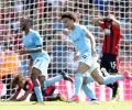 EPL PHOTOS: Sterling grabs last-gasp victory for City, then sent off