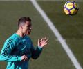 'Real Madrid should not give in to Ronaldo demands'