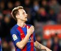 After 'crazy' win, Rakitic agrees new deal with Barcelona