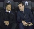 Barca assistant Unzue receives players' backing for top job