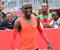 Kipchoge runs fastest marathon but...